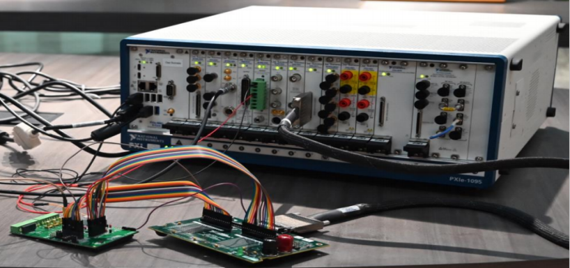 ADI AD7606 評估板 Demo